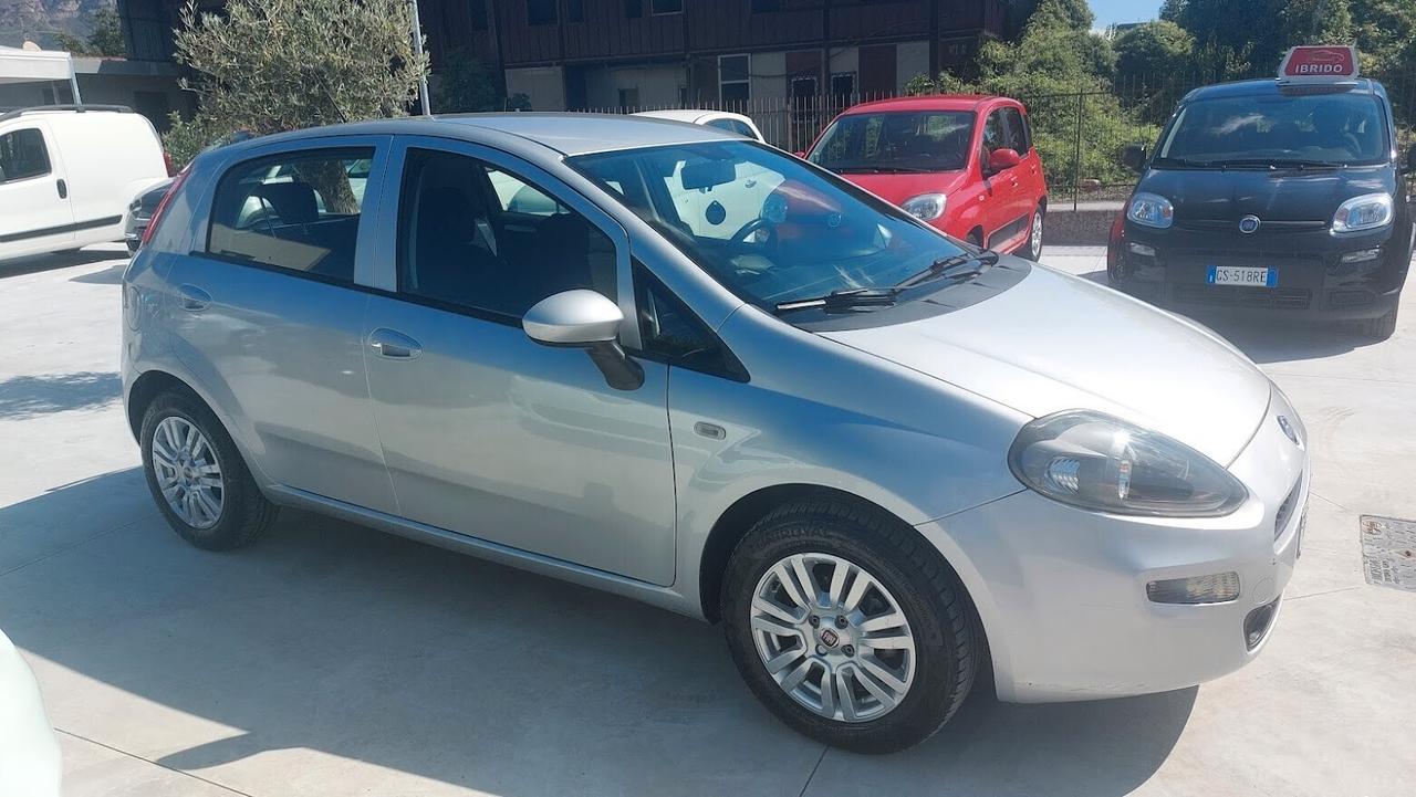 Fiat Punto 1.4 8V LOUNGE 5 porte GPL DI SERIE