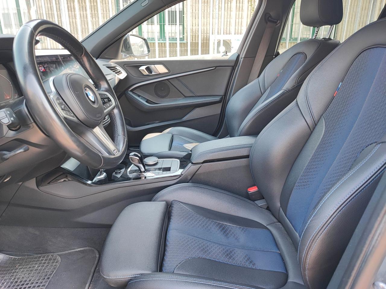 Bmw 118 118d 5p. Msport uni-pro