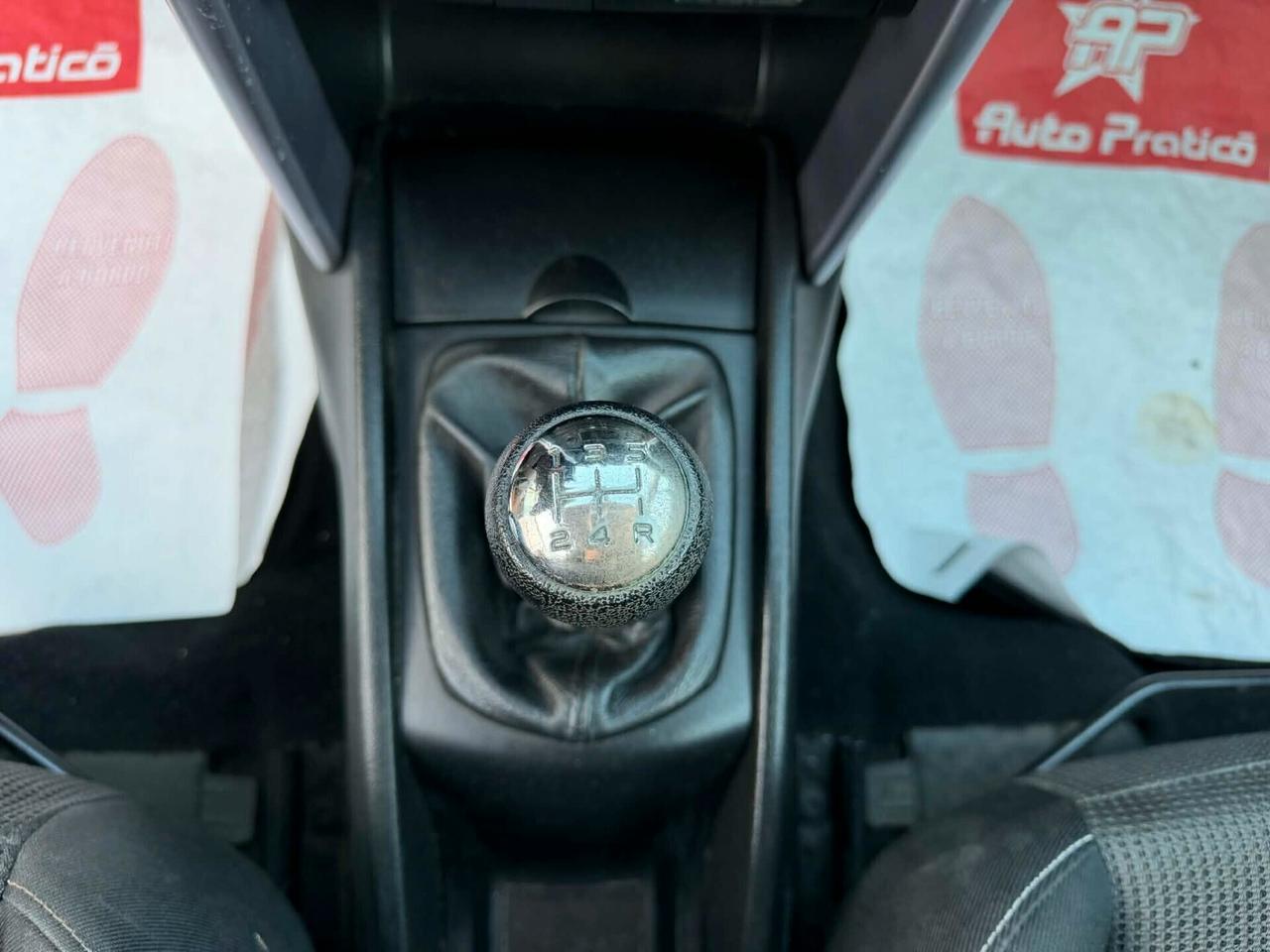 Peugeot 207 1.6 HDi 110CV 3p.CABRIO Féline OK NEOPATENTATI