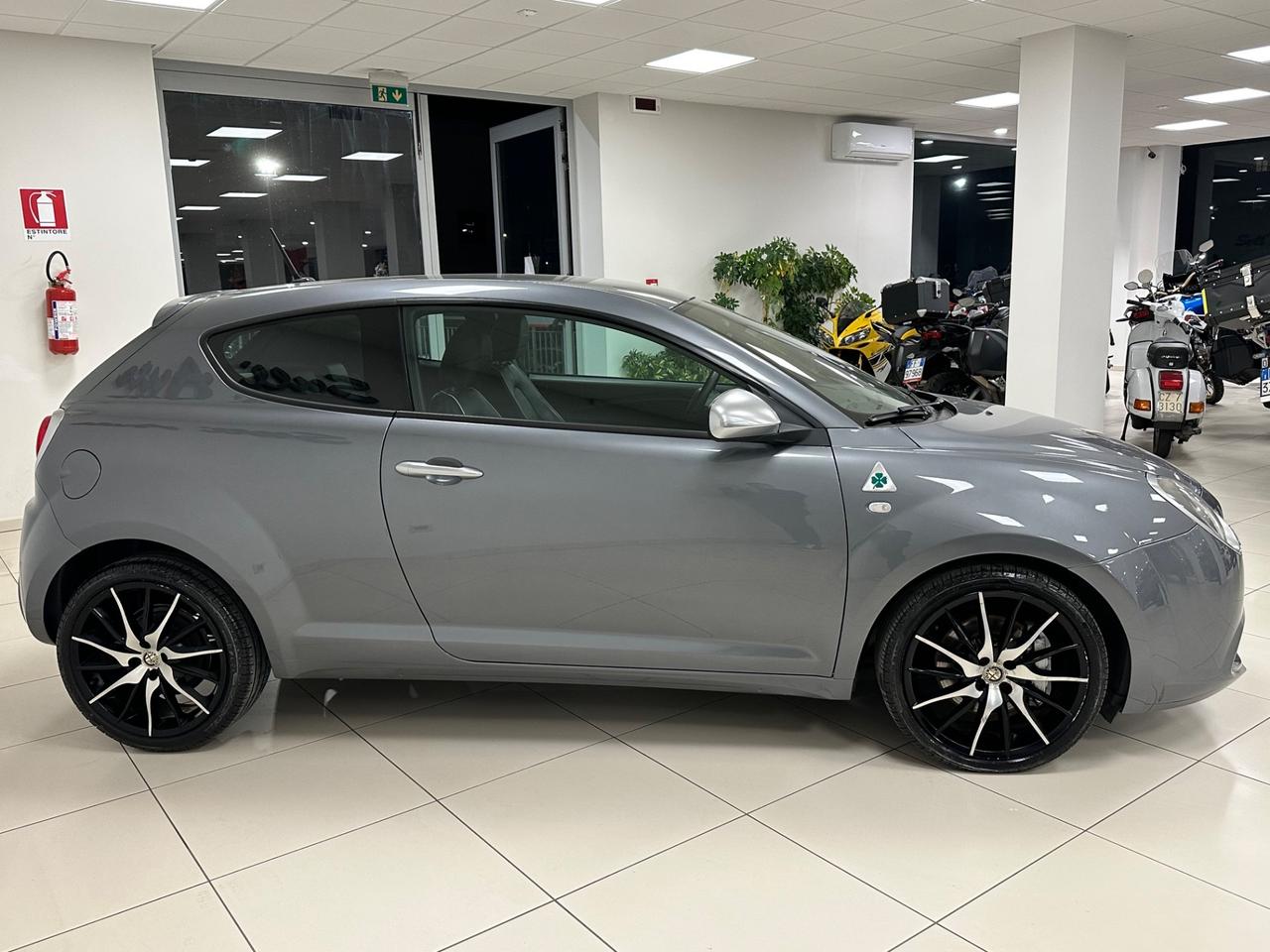 Alfa Romeo MiTo 1.4 T 170 CV Quadrifoglio V - 2013
