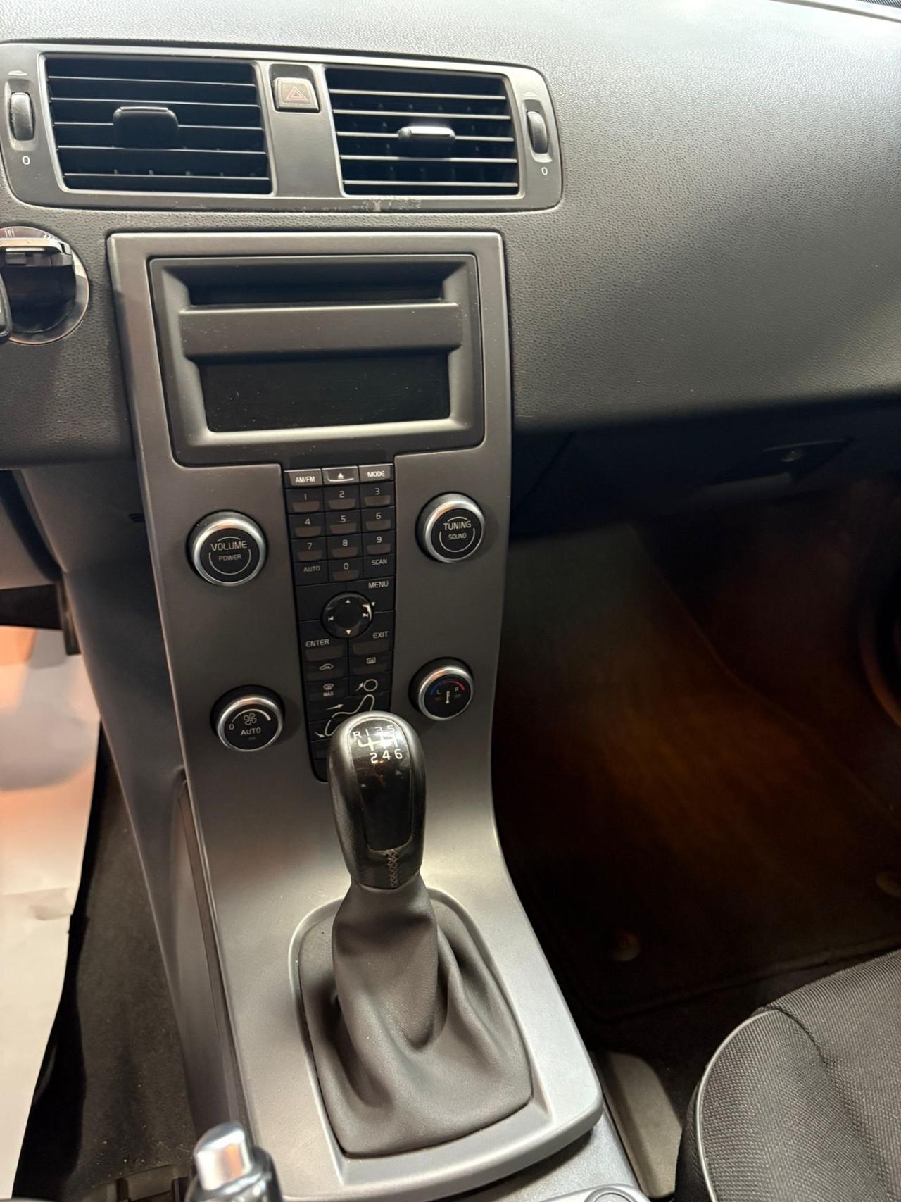 Volvo V50 D2 R-design 114CV Manuale