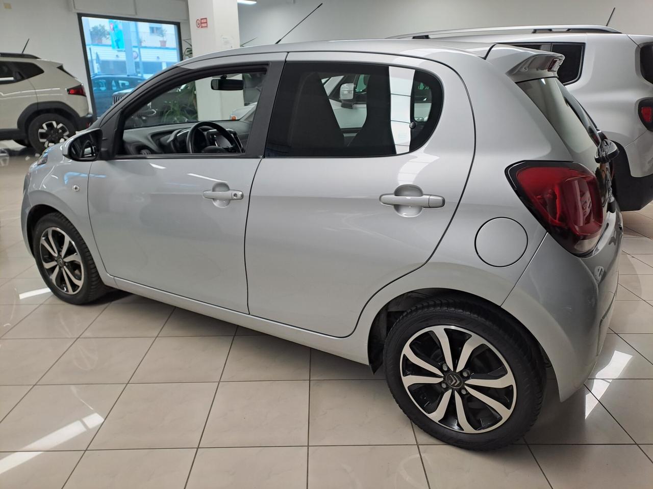 Citroen C1 VTi 72 S&S 5 porte Shine