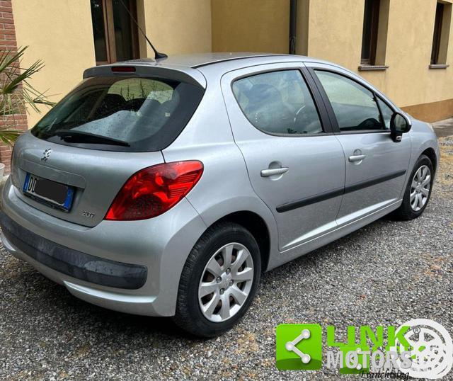 PEUGEOT 207 1400 Diesel 68CV NEOPATENTATI