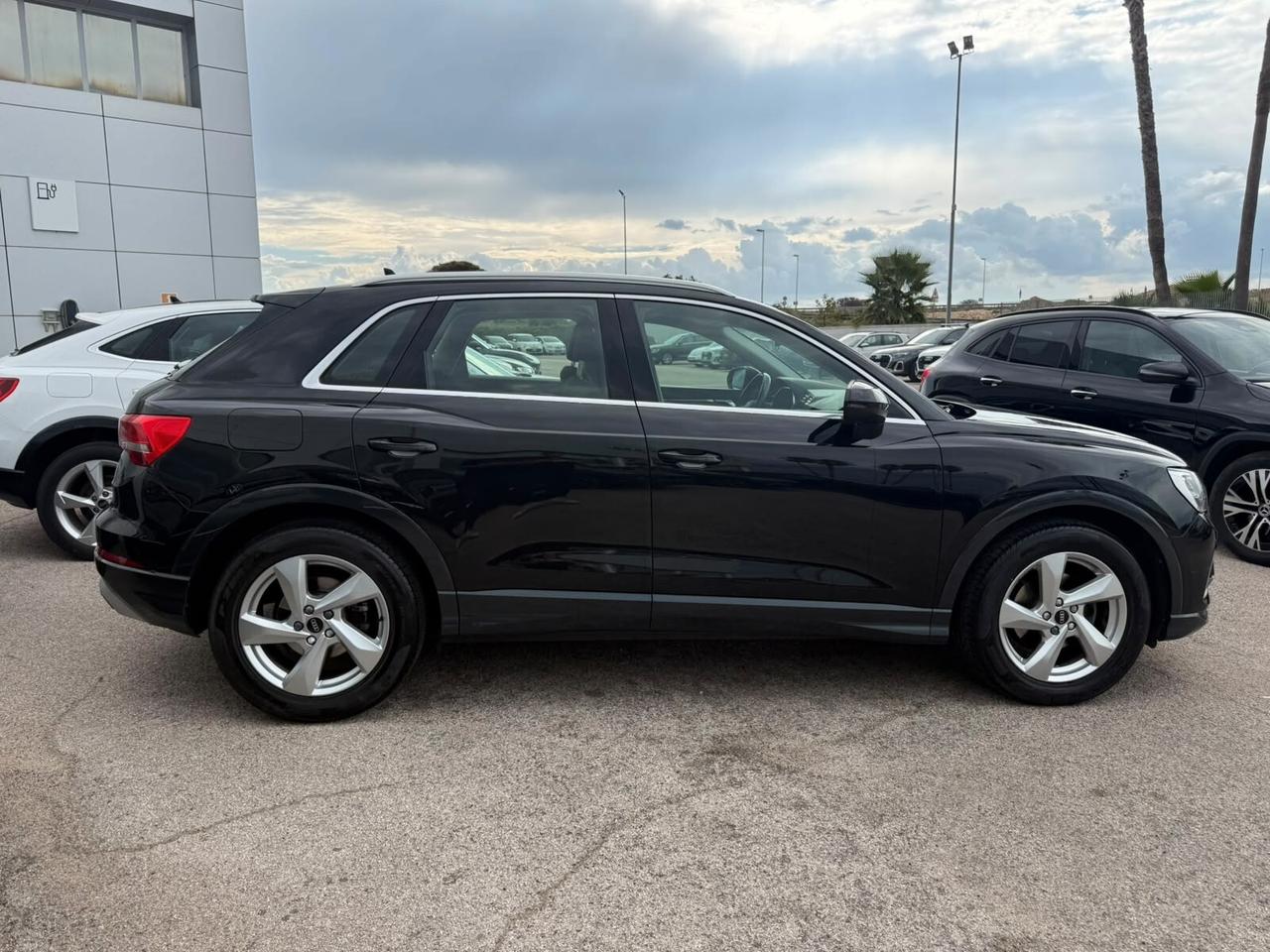 Audi Q3 35 TDI S tronic line edition C/A