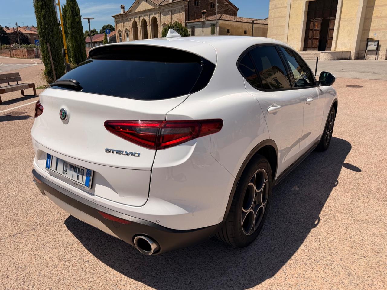 Alfa Romeo Stelvio 2.2TD 2018 PRONTO USO GARANZIA