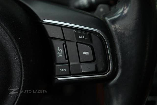 JAGUAR XE 2.0 D Turbo 180CV aut. CAMBIO ROTTO