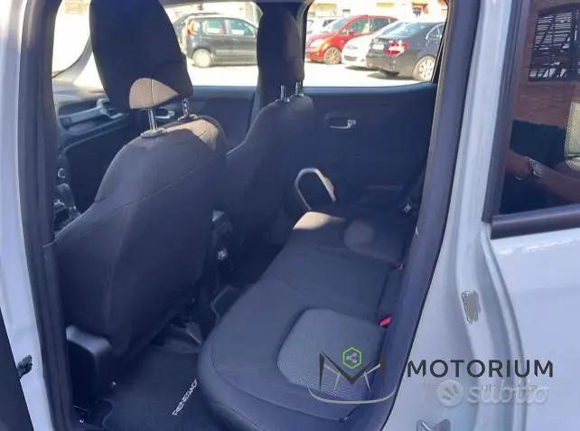 Jeep Renegade 1.4 MultiAir DDCT Longitude