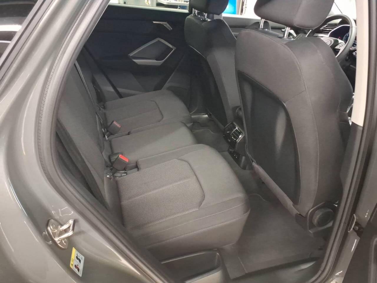 Audi Q3 35 TDI S tronic line edition