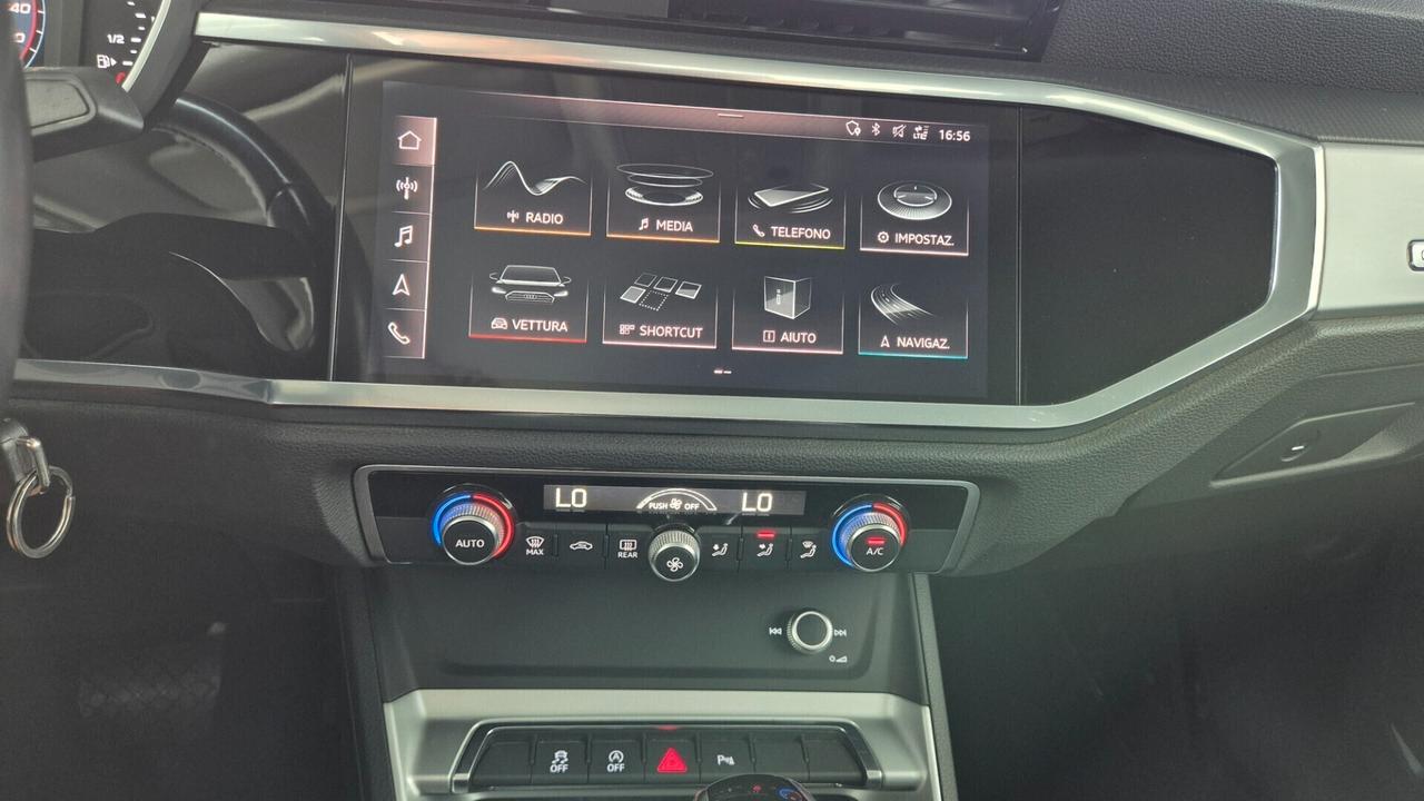 Audi Q3 40 TDI quattro S tronic Business Advanced