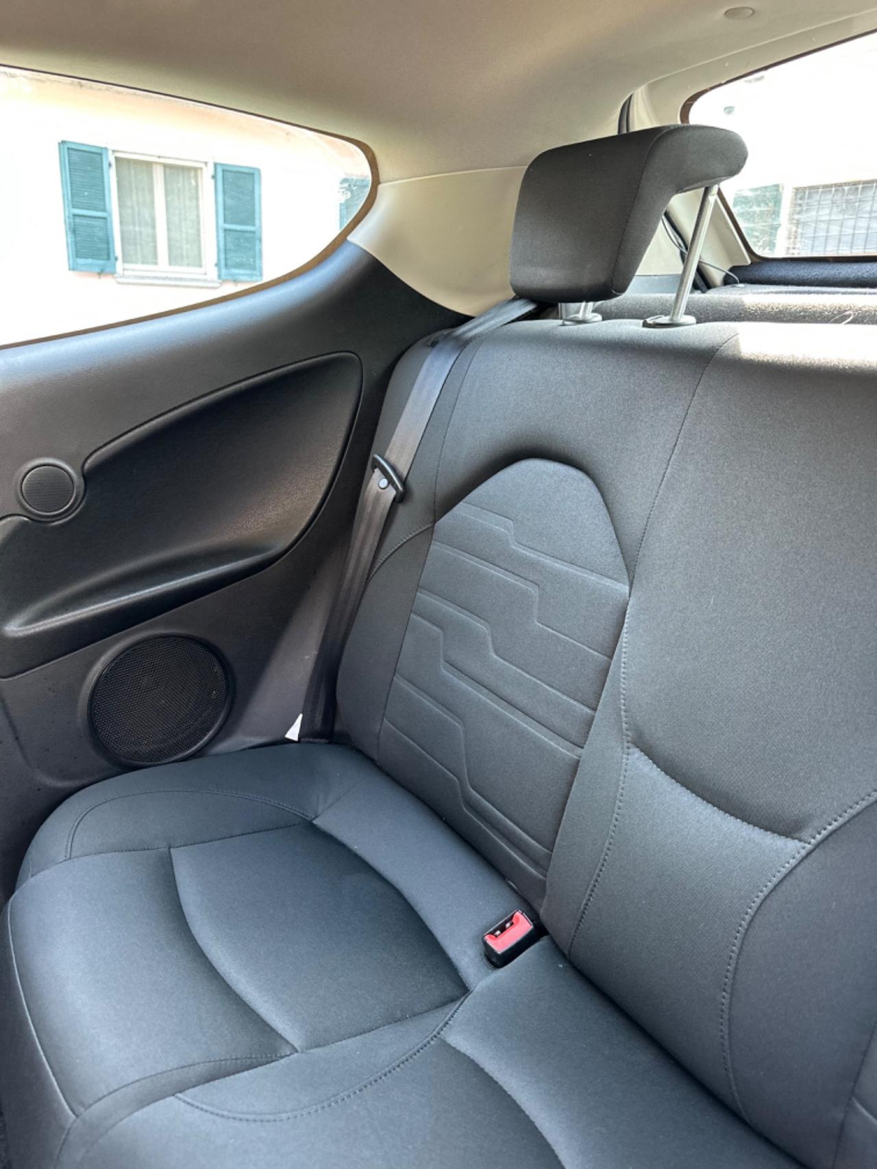 Alfa Romeo MITO 1.4 78 CV 8V S&S PROGRESSION NEOPAT KMCERT