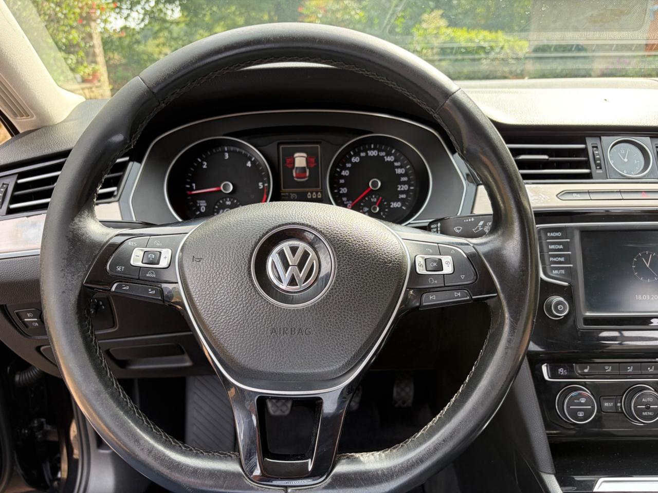 Volkswagen Passat 2.0 TDI 150 CV Highline BlueMotion