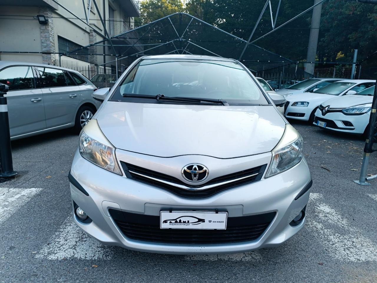 Toyota Yaris 1.3 5 porte Style RETROCAMERA BLUETOOTH