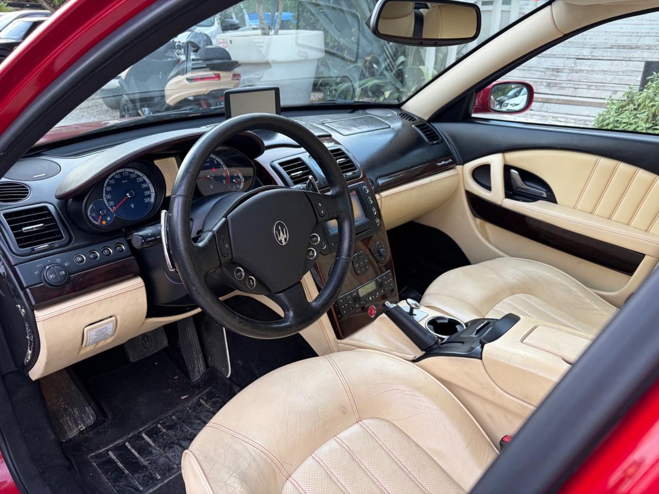 Maserati Quattroporte 4.2 V8
