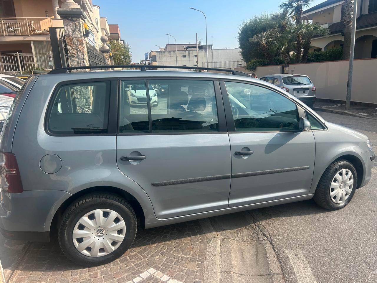 Volkswagen Touran 2.0 Highline Ecofuel METANO