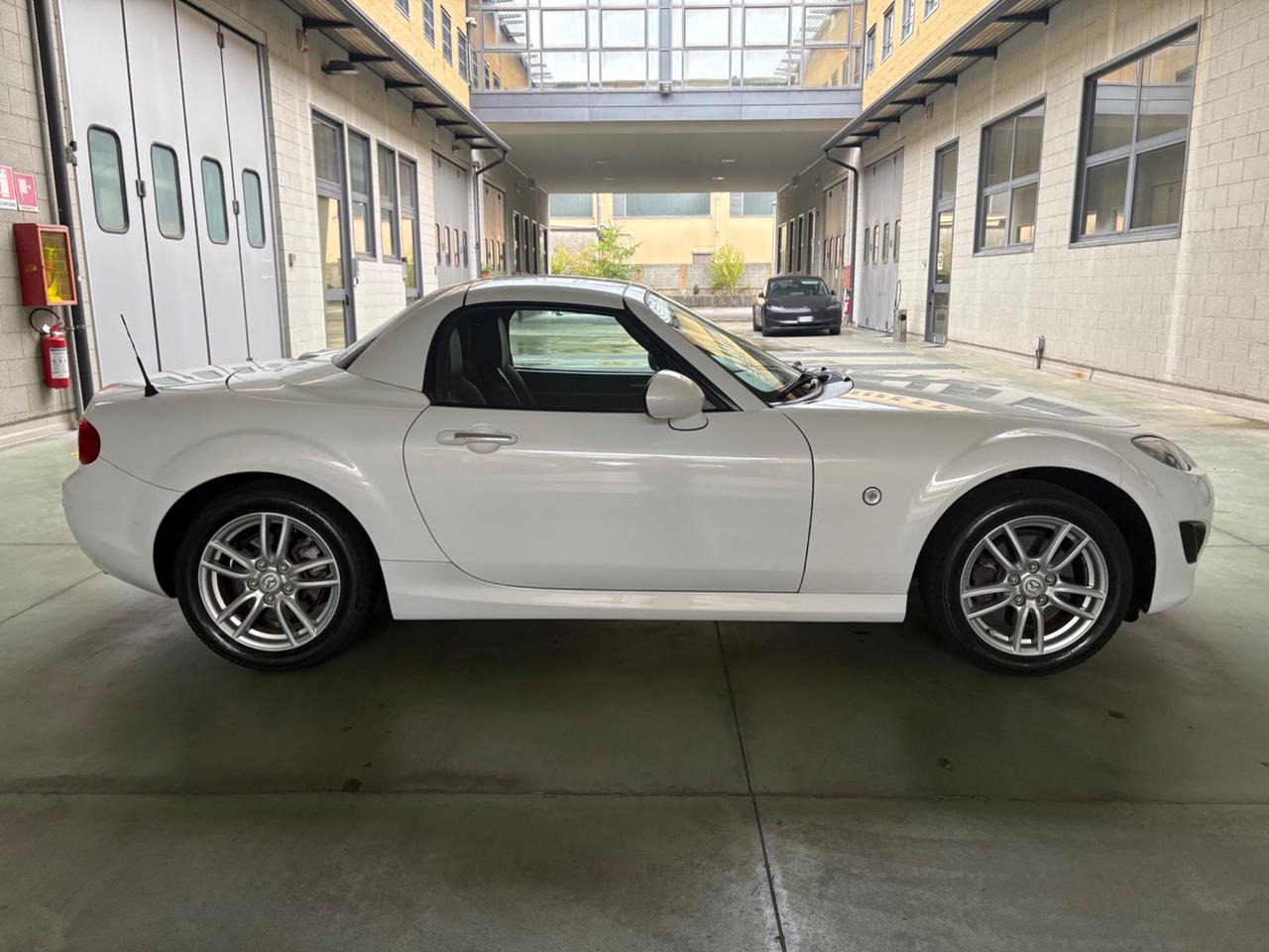 Mazda MX-5 1.8 GPL Roadster Coupé con capote rigida elettrica 126 Cv