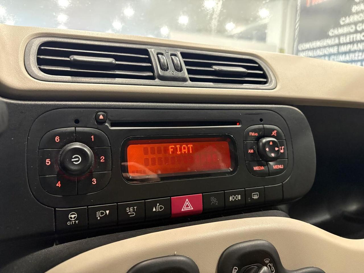 Fiat Panda 1.2 Young 69cv