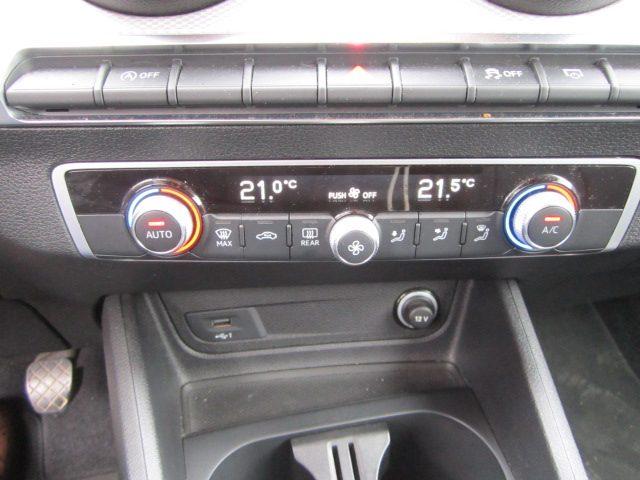 AUDI Q2 35 TFSI Business Advanced