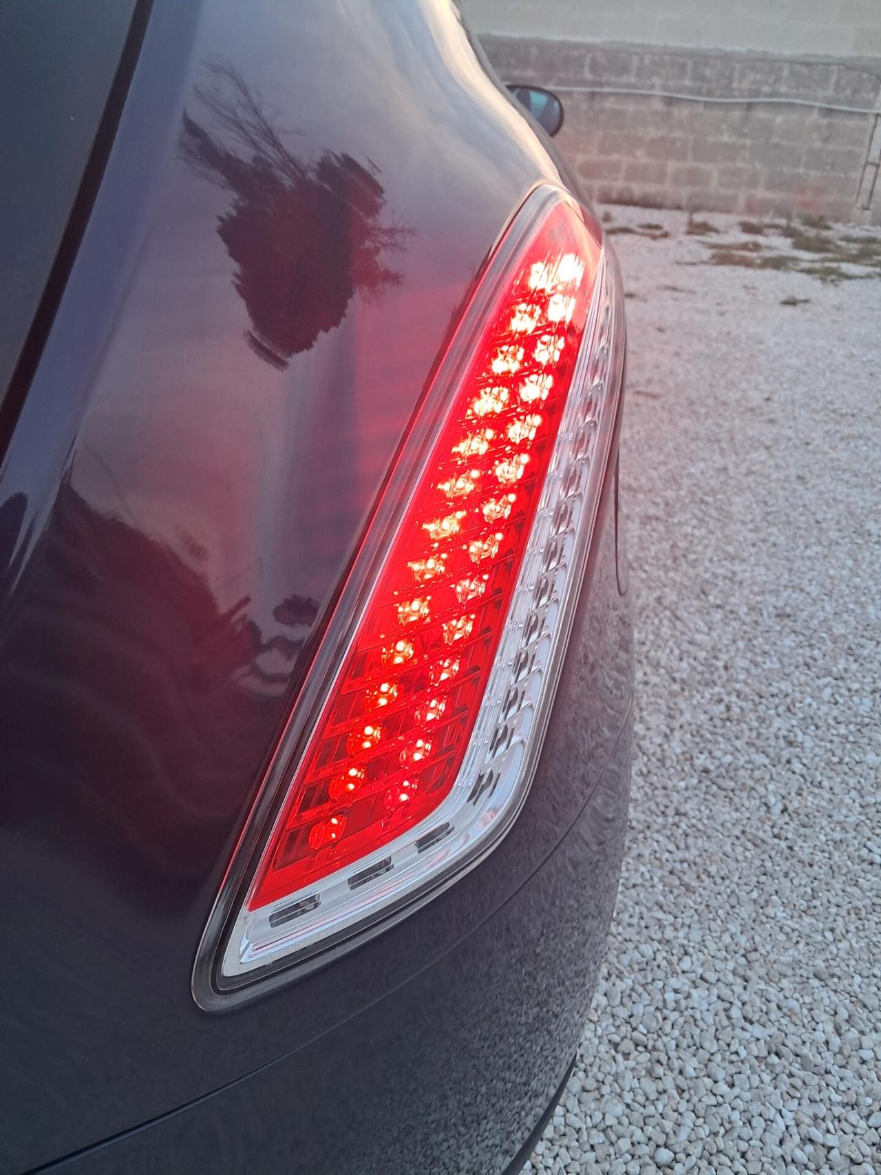 Lancia Delta 1.6 Mtj 120cv---Navi*Led*Clima