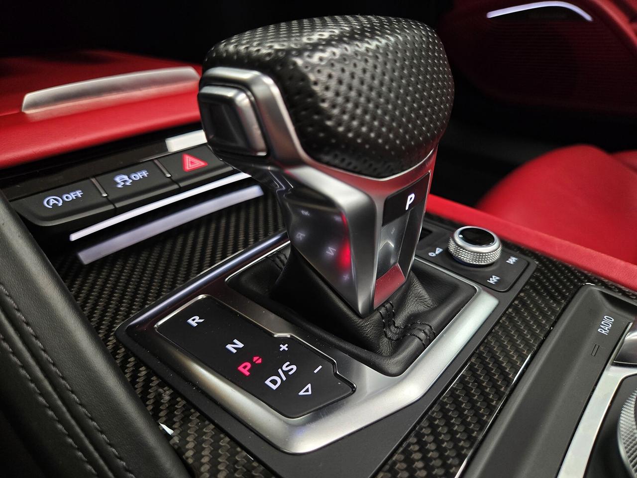 Audi R8 Spyder-FULL SERVICE UNICA 610CV BOLLO RIDOTTO!