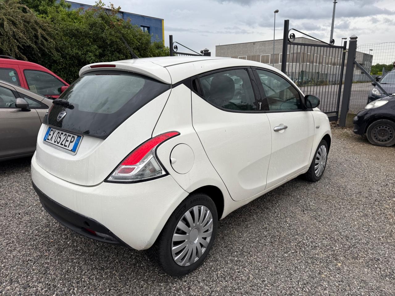 Lancia Ypsilon 1.3 MJT 16V 95 CV 5 porte S&S ELLE