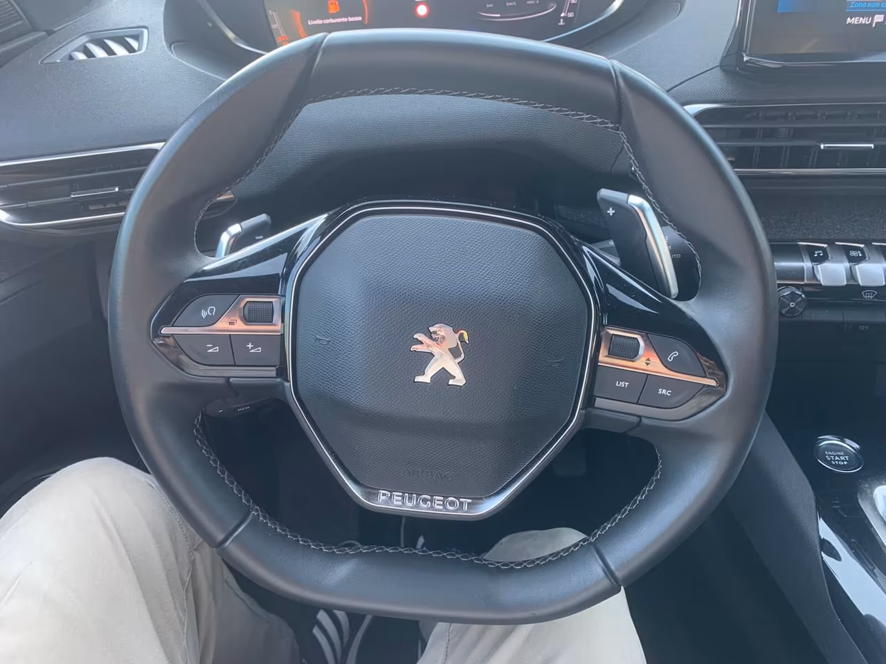 Peugeot 3008 BlueHDi 130 S&S EAT8 Allure Pack
