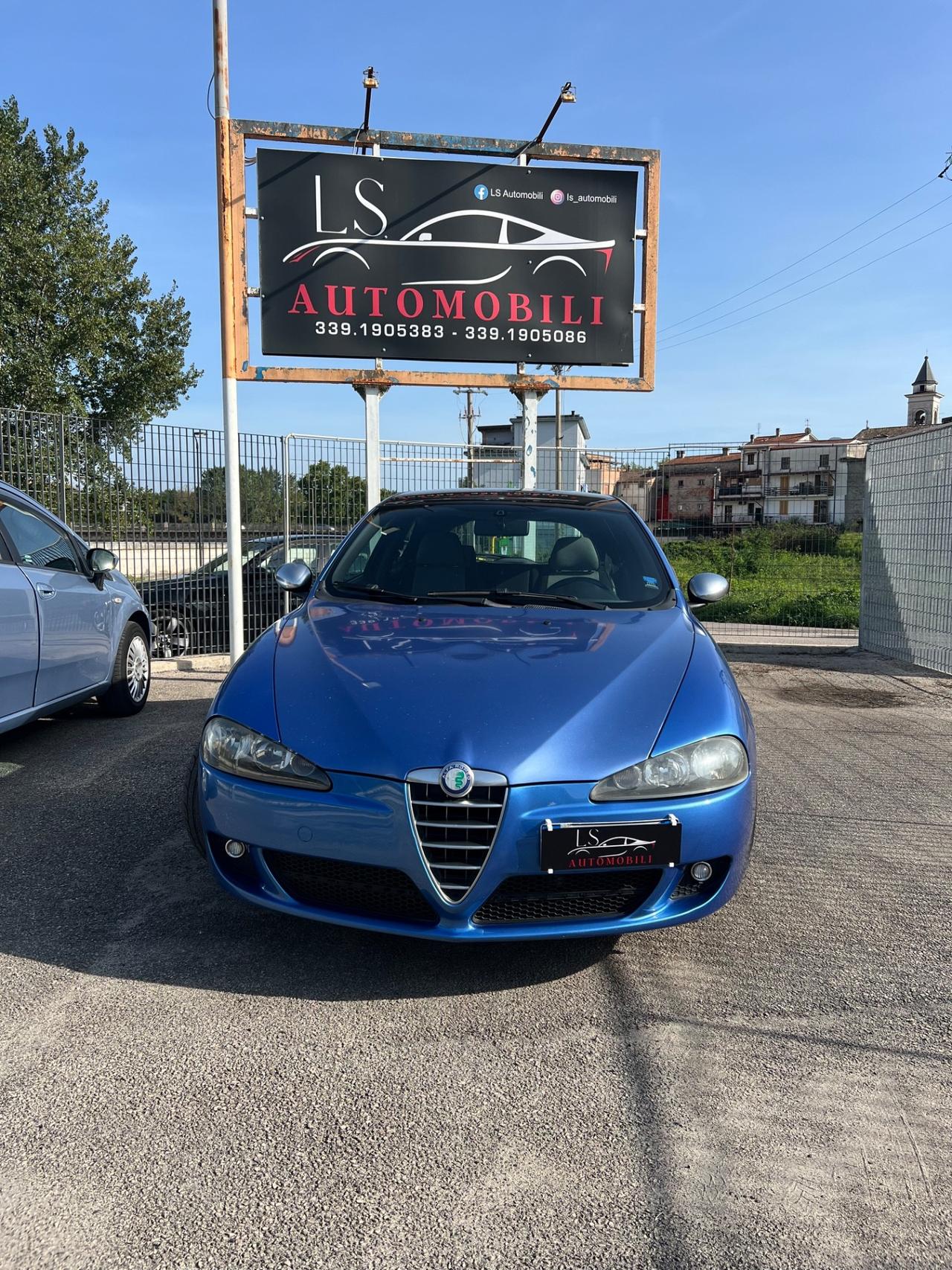 Alfa Romeo 147 1.9 JTD (120) 3 porte Black Line