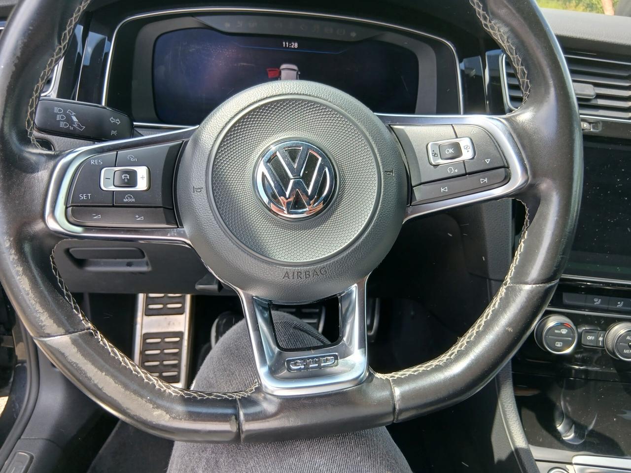 Volkswagen Golf GTD 7.5 184CV EXECUTIVE PERMUTO