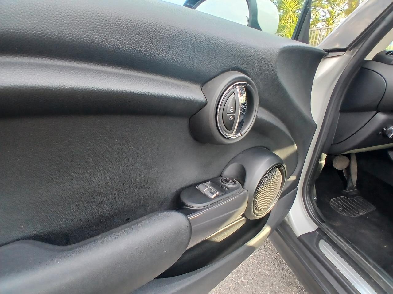 Mini Cooper 1.5 136cv Aut.