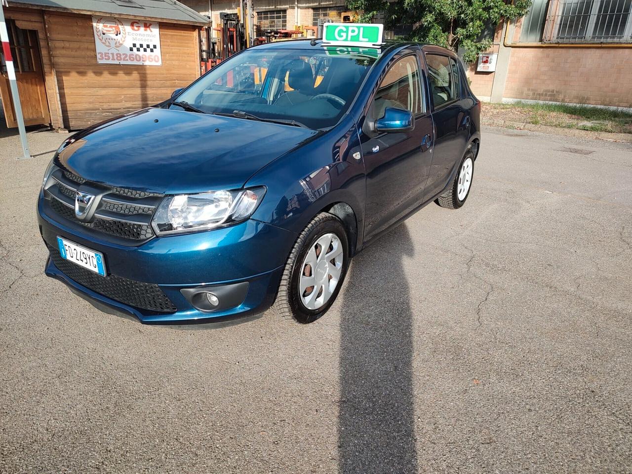 Dacia Sandero 0.9 TCe 12V T-GPL 90 Start&Stop SS Lauréate Family