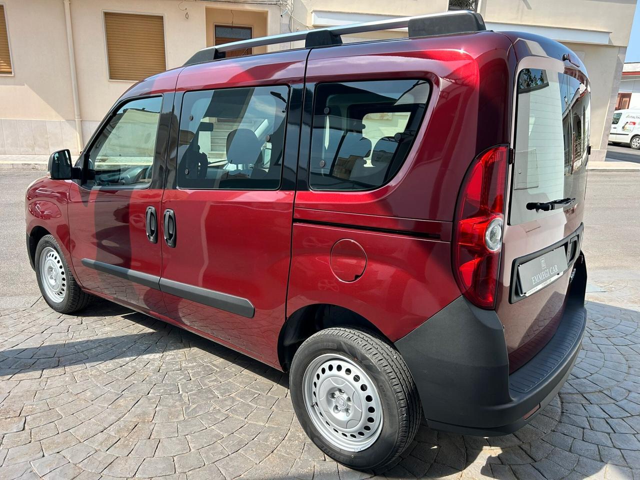 Fiat Doblò 1.6 MJ 90Cv 7 POSTI AUTOVETTURA-2011