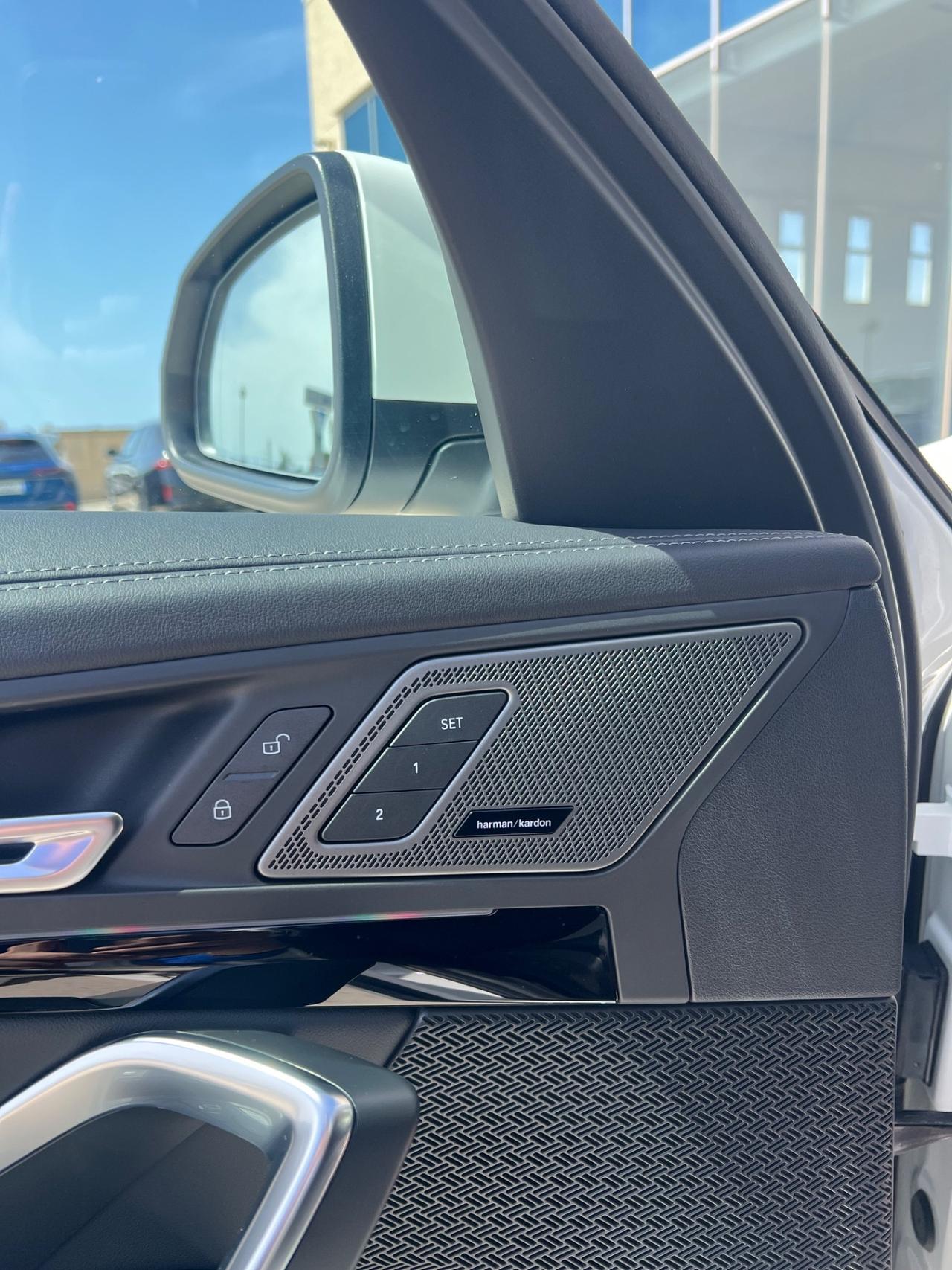 Bmw X1 sDrive 18d xLine possibilità noleggio no scoring