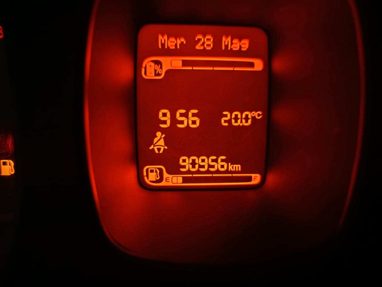 Fiat Panda CROSS HYBRID del 2021 - 90.000 km -