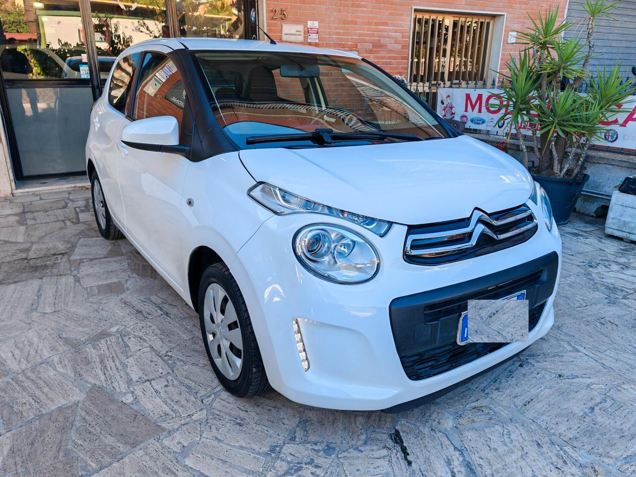 Citroen C1 VTi 68 5 porte Shine