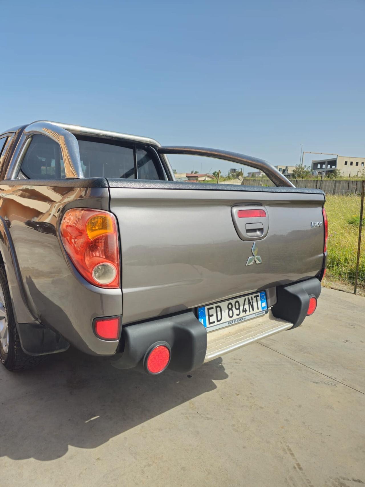 Mitsubishi L200 2.5 DI-D/178CV DC Intense Plus