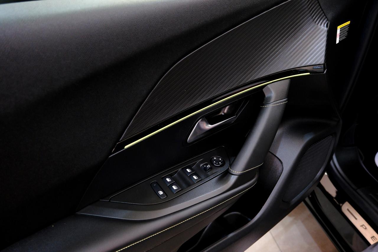 Peugeot 2008 1.2T 130cv GT LED + COCKPIT 3D