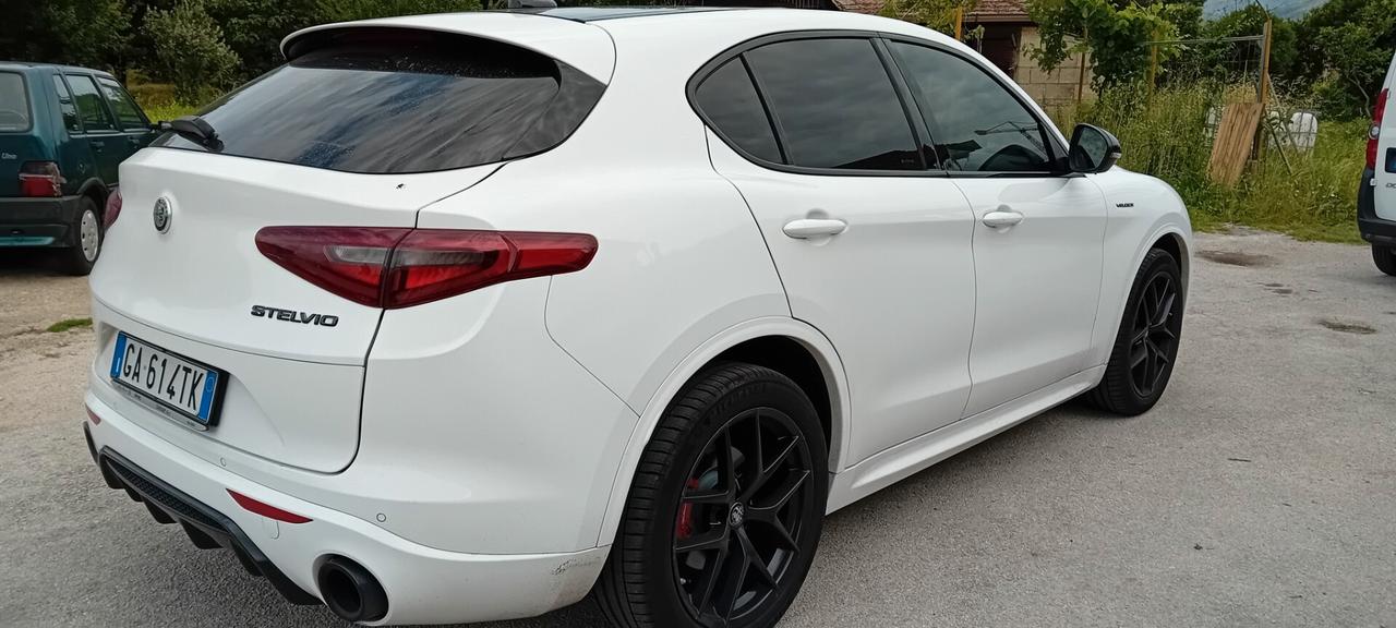 Alfa Romeo Stelvio 2.0 Turbo 280 CV AT8 Q4 Veloce