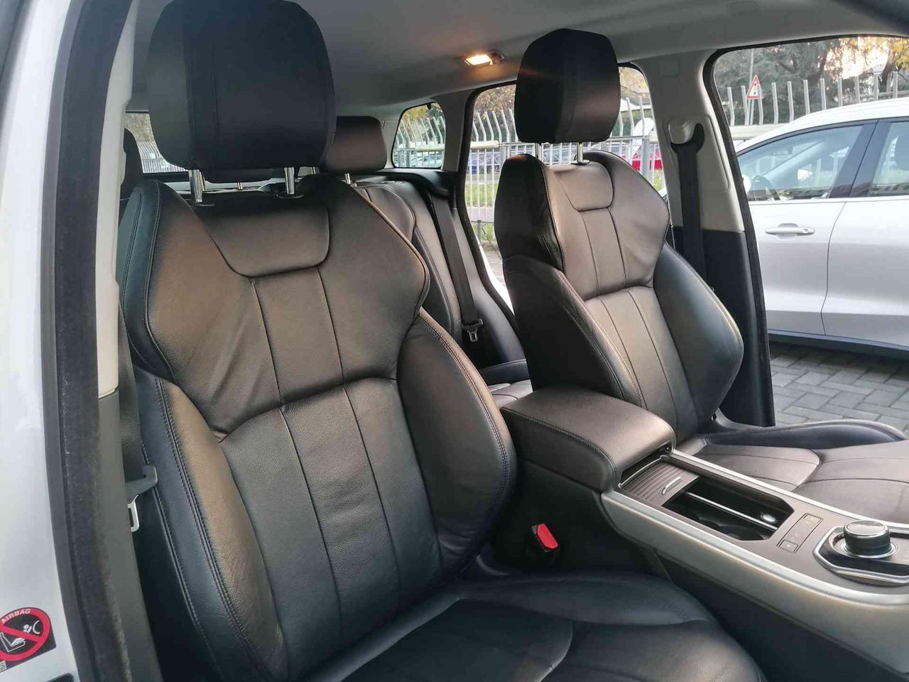 Land Rover Range Rover Evoque 5 Porte Range Rover Evoque 5p 2.0 td4 SE Business edition 150cv auto my19