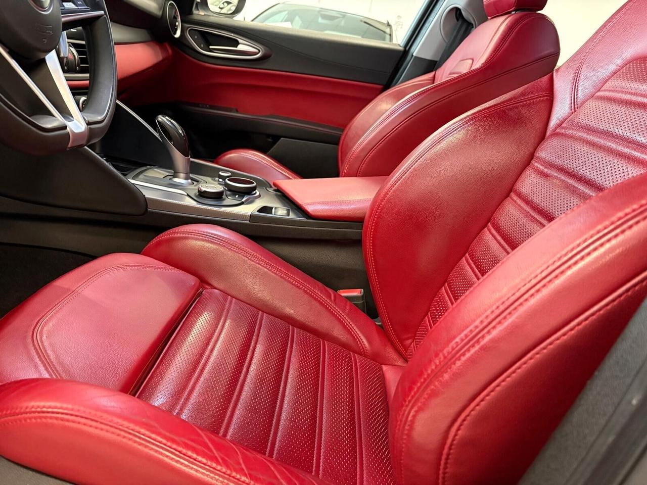 Alfa Romeo Giulia VELOCE 2.2 Turbodiesel AT8 AWD Q4