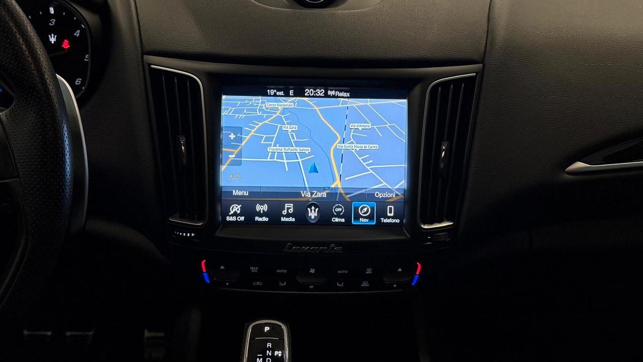 MASERATI LEVANTE GRANSPORT V6 275 Q4 2020
