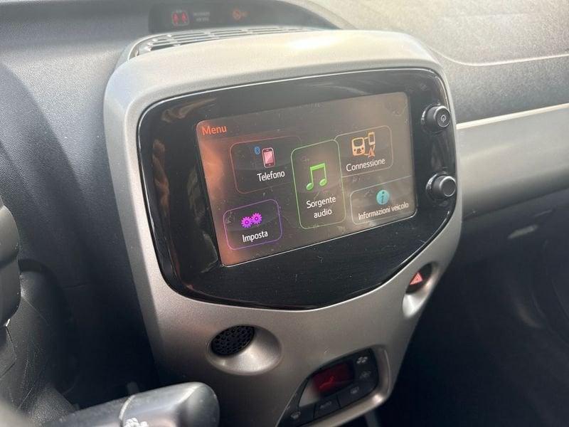 Toyota Aygo Aygo 5p 1.0 x-play my15