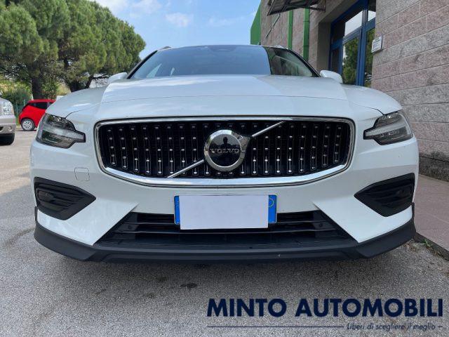 VOLVO V60 Cross Country B4 2.0 D 197CV AWD PLUS AUTOMATICA UNIPROPRIETARIO