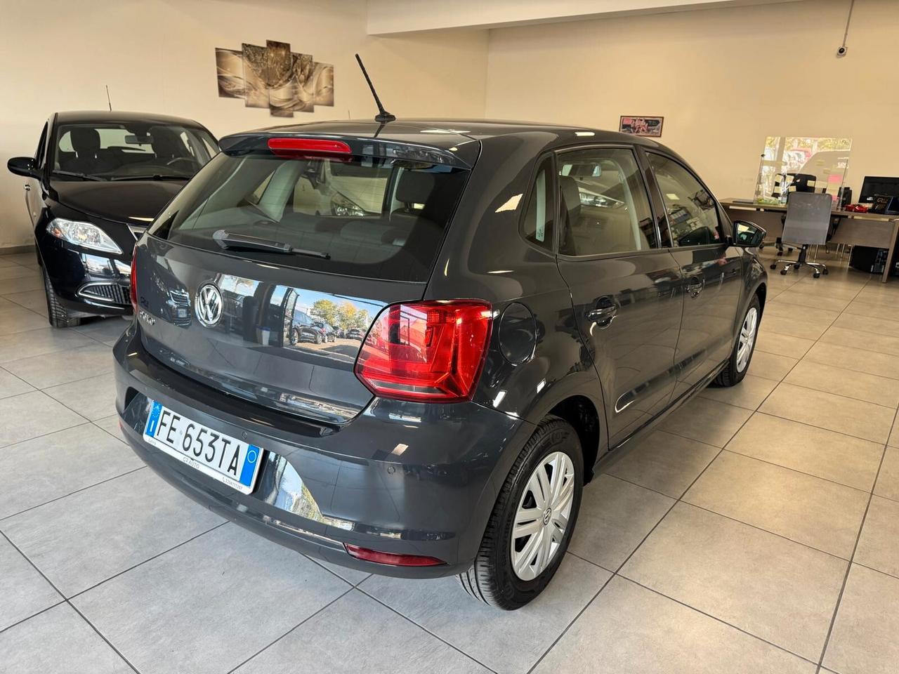 Volkswagen Polo 1.0 MPI BENZ 60CV 5P TRENDLINE 2016