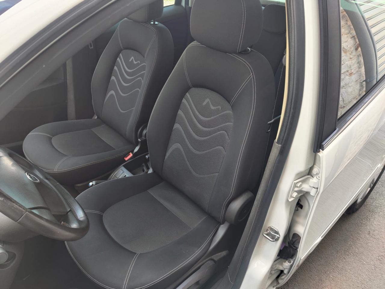 Lancia MUSA 1.4 8V Ecochic (GPL) Gold 2012