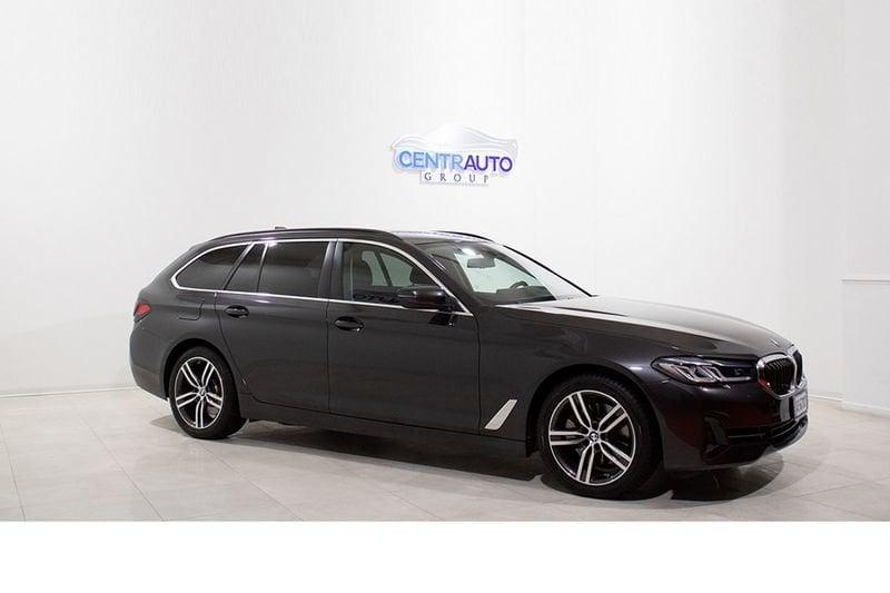 BMW Serie 5 520d 48V xDrive Touring Business