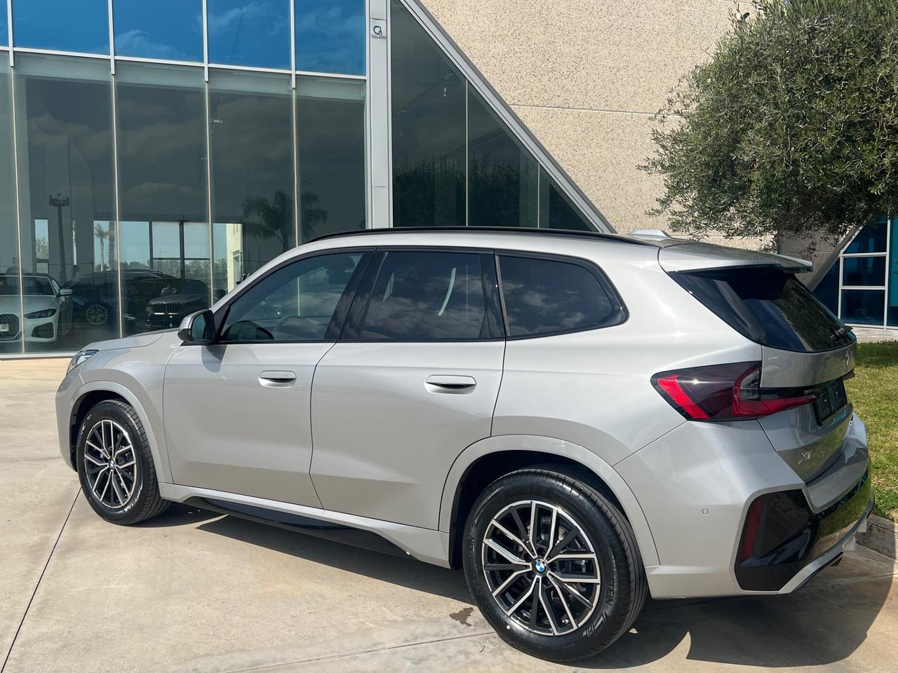 Bmw X1 sDrive 18d Msport possibilità noleggio no scoring