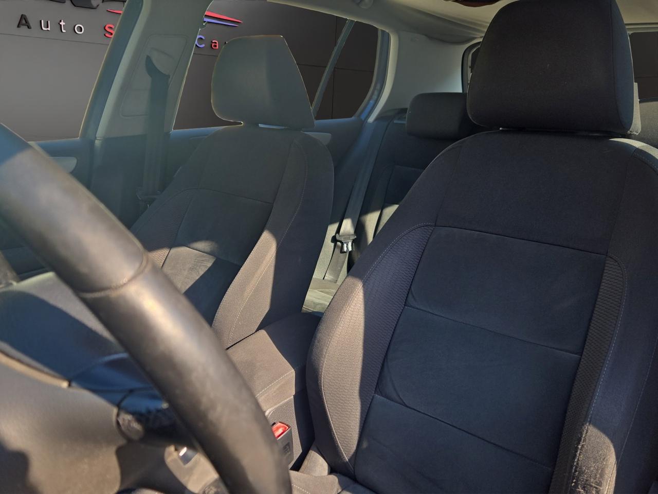 Volkswagen Golf - 5 Porte 5p 2.0 tdi Highline 140cv
