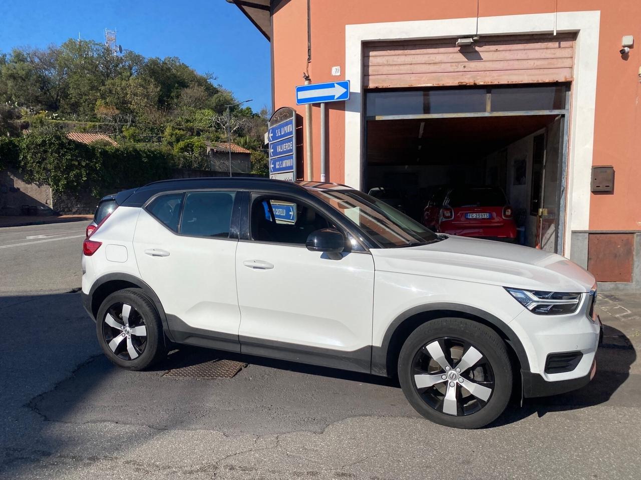 Volvo XC40 D3 Geartronic R-design 150cv 2019