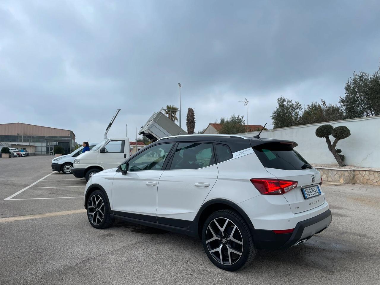 SEAT ARONA 1.0 TGI FR