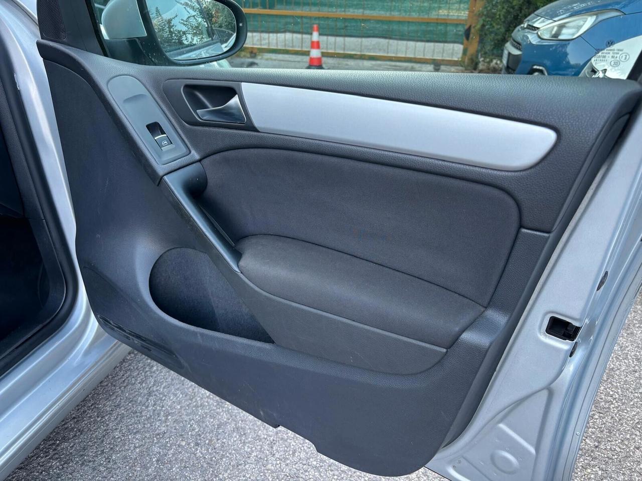 Volkswagen Golf Business 2.0 TDI 140CV 5p. Highline