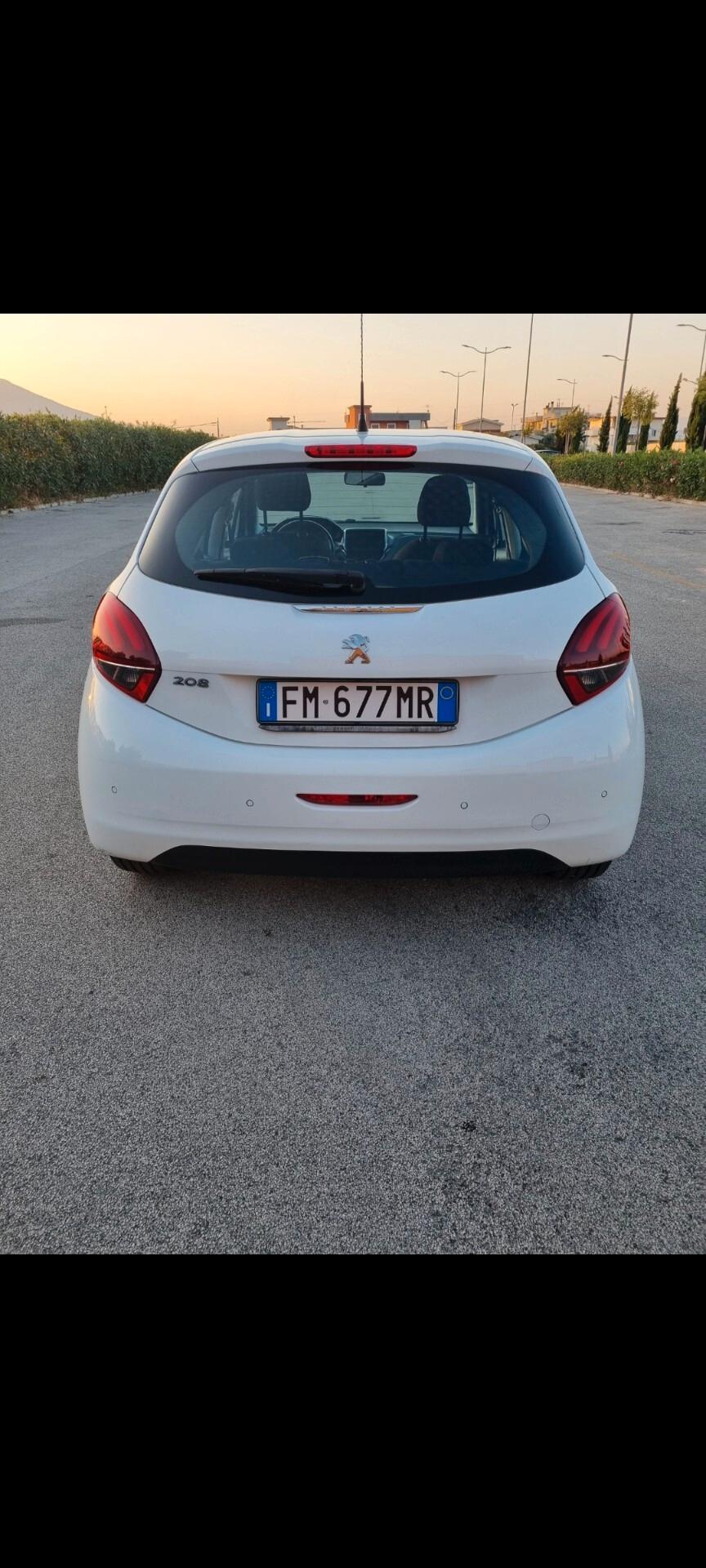 Peugeot 208 1.6 diesel 2018 km 87500